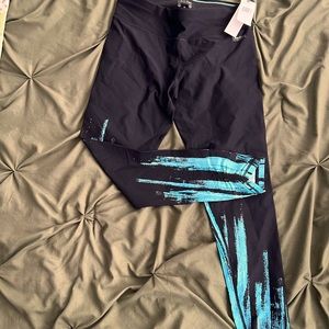 Calvin Klein Performance - Womens Leggings Dry Fit, M. new with tags, never worn